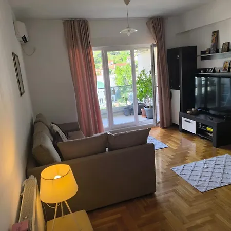 Apartmán Luc 75 Kvadrata Stan Sa Dve Spavce Sobe Trebinje