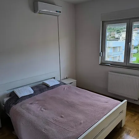 Luc 75 Kvadrata Stan Sa Dve Spavce Sobe Trebinje